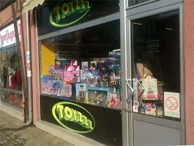 Toyzzz - Toy Store