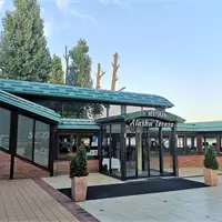 Restoran Alaska terasa