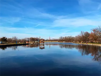 Gradski park Jezero