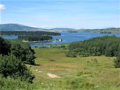 Putujuća ostrva Vlasinskog jezera | Prirodno nasleđe Srbije