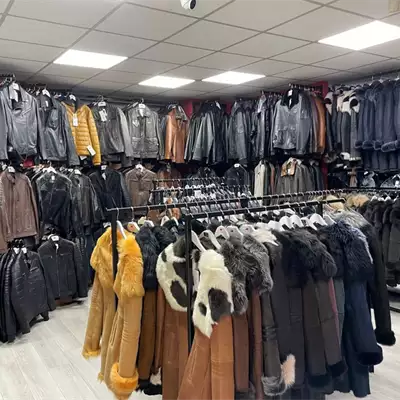 La Force Leather muške i ženske kožne jakne i montoni i ženske bunde i krzneni prsluci.