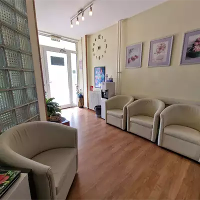 Stomatološka ordinacija Family Dentist B