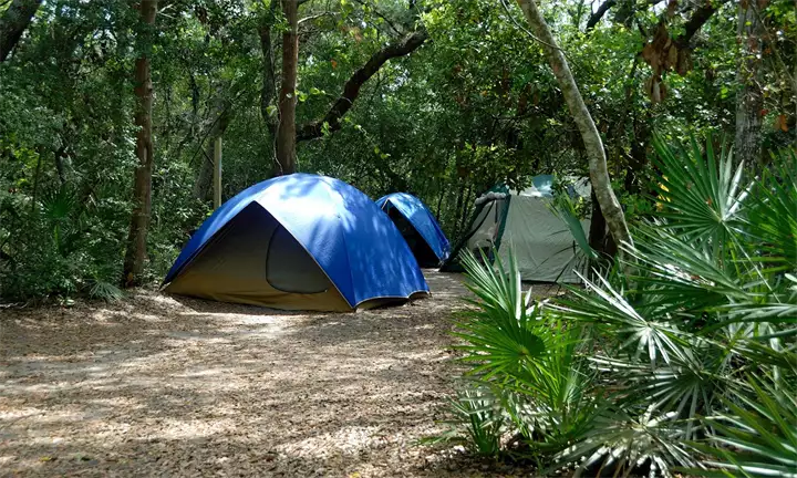 tent-camping-1678714_1920