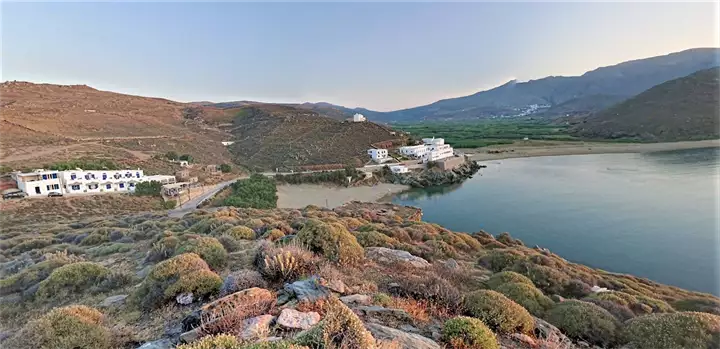 Plaza Kolympithra, ostrvo Tinos