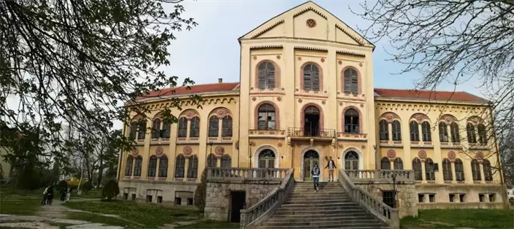 hotel staro zdanje